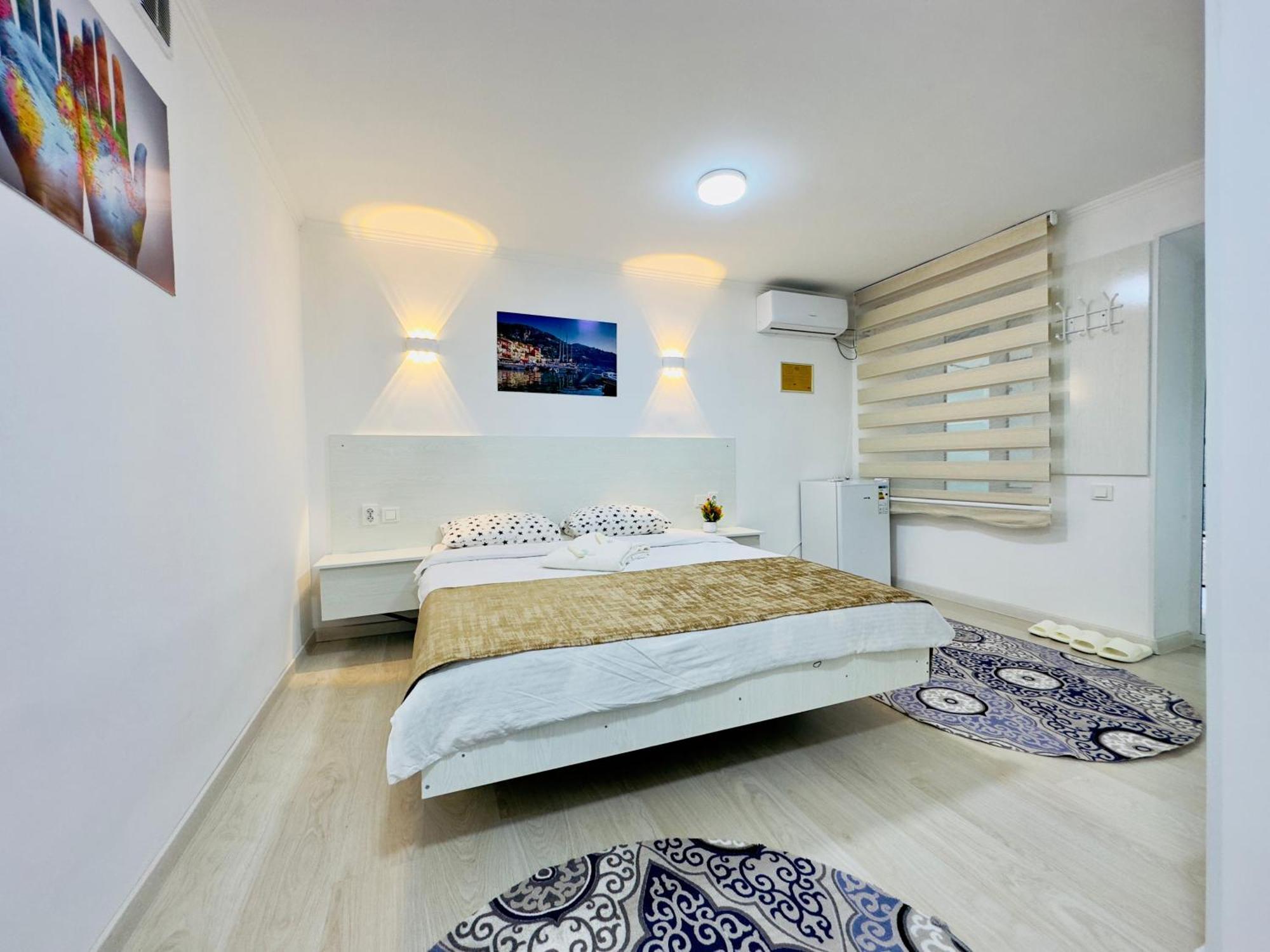 Abs Guest House Osh Ngoại thất bức ảnh
