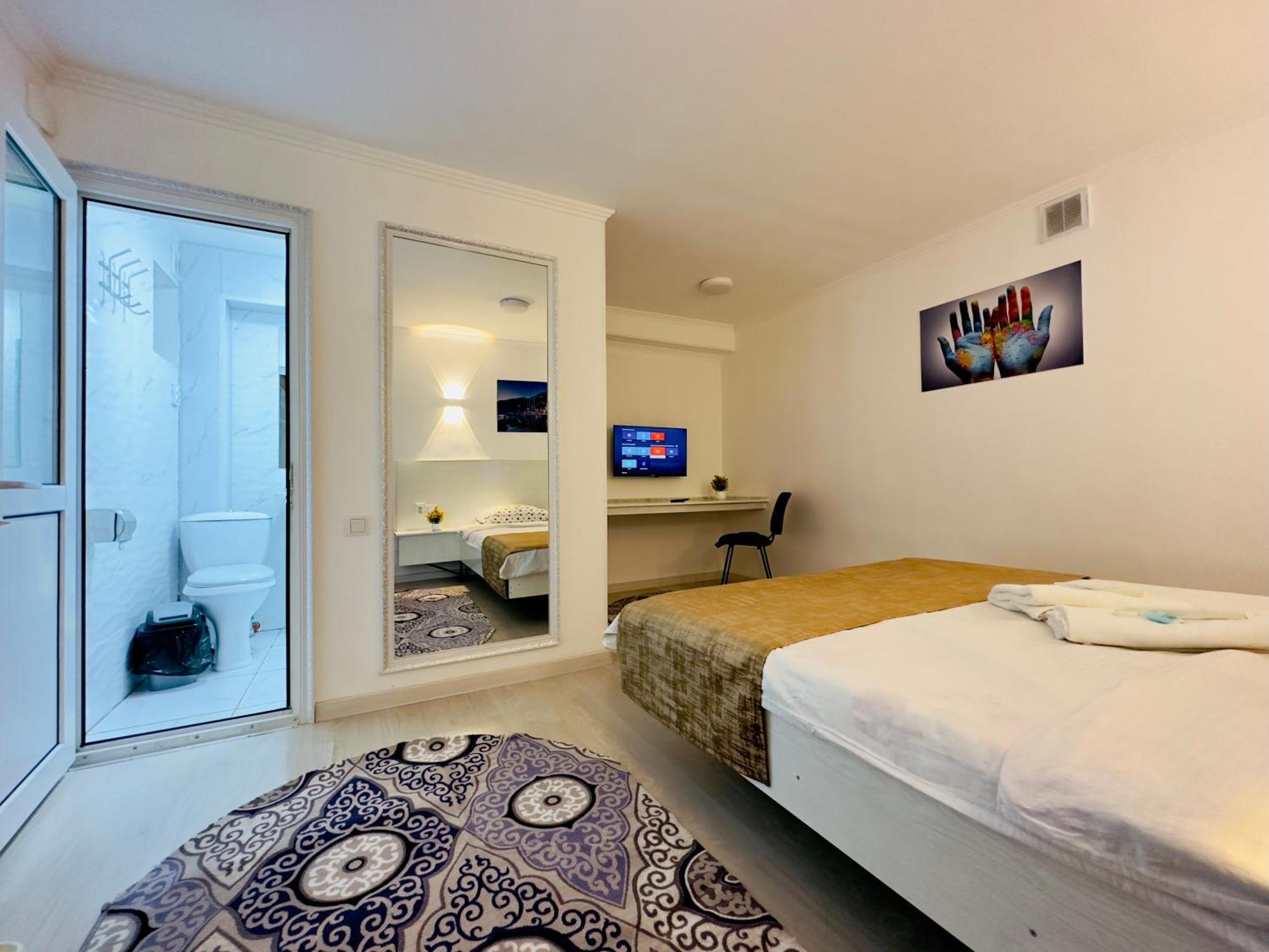 Abs Guest House Osh Ngoại thất bức ảnh